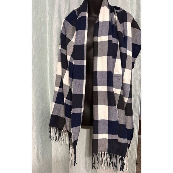 Plush Women's Navy & White Check Rectangle Soft & Cozy Raw Hem Scarf 72”X26” GOO - Picture 2 of 4